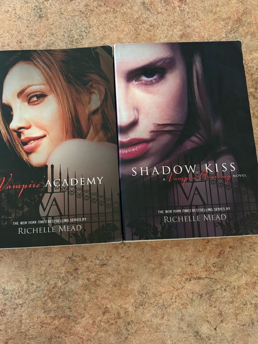 Vampire Academy Paperback Book Bundle - Richelle Mead